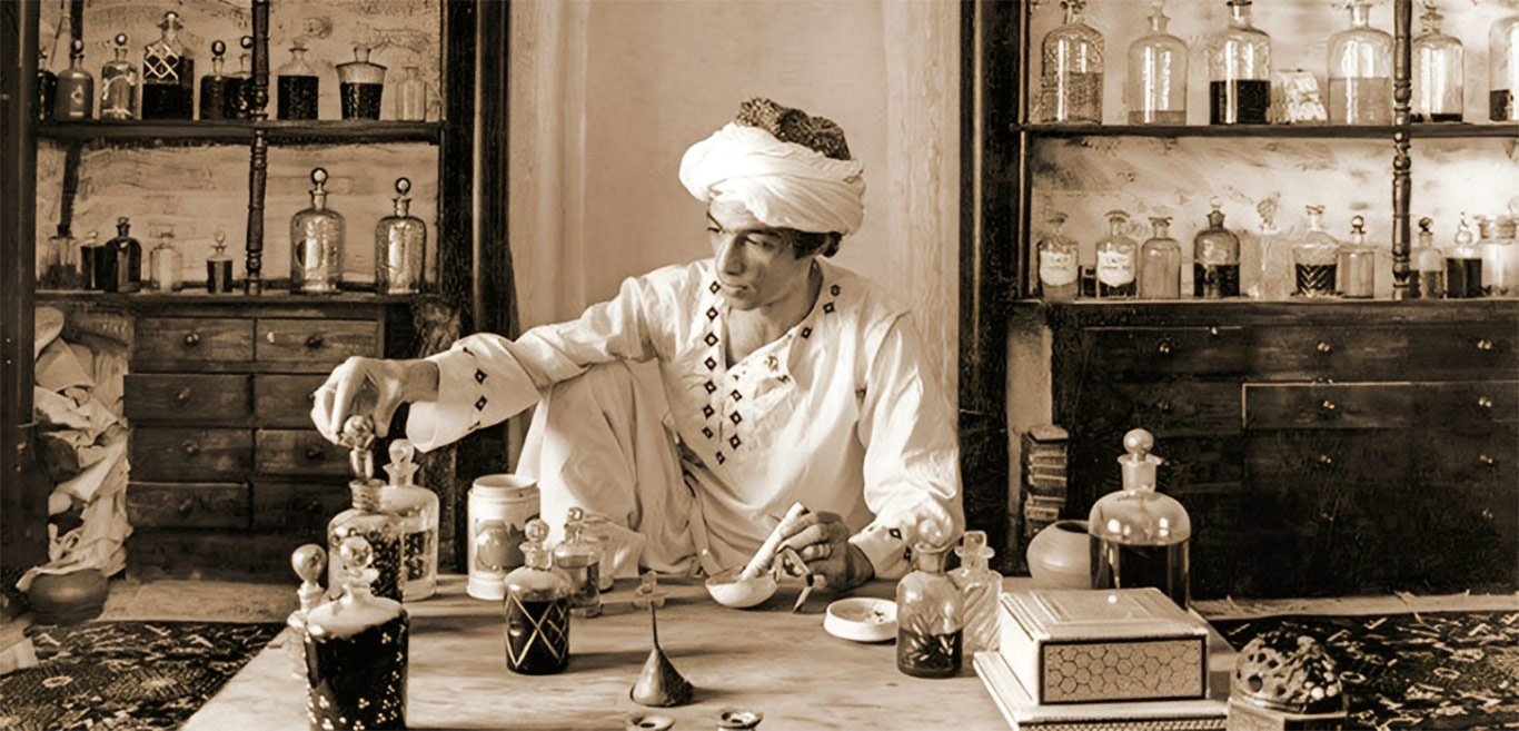 anand-bhawan-palace-on-the-perfume-trail