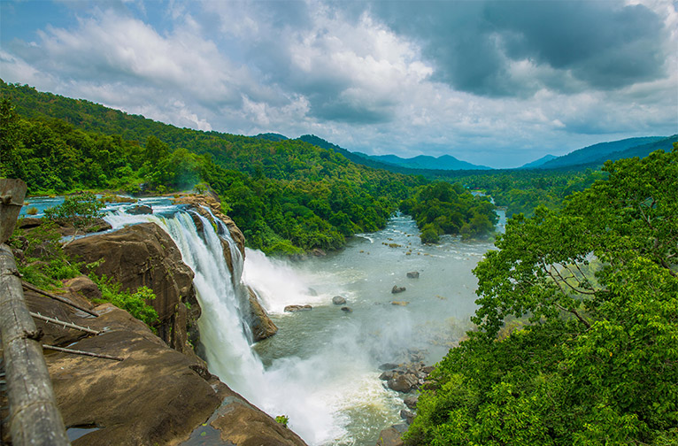 god-s-own-country-and-how-its-two-monsoons-make-it-a-unique-spot-for-storm-chasers