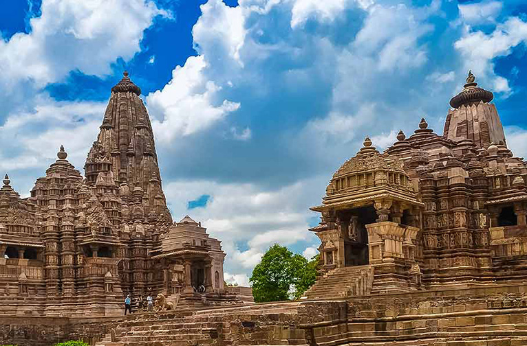 khajuraho-temples-where-stones-script-the-aesthetics-of-love-play